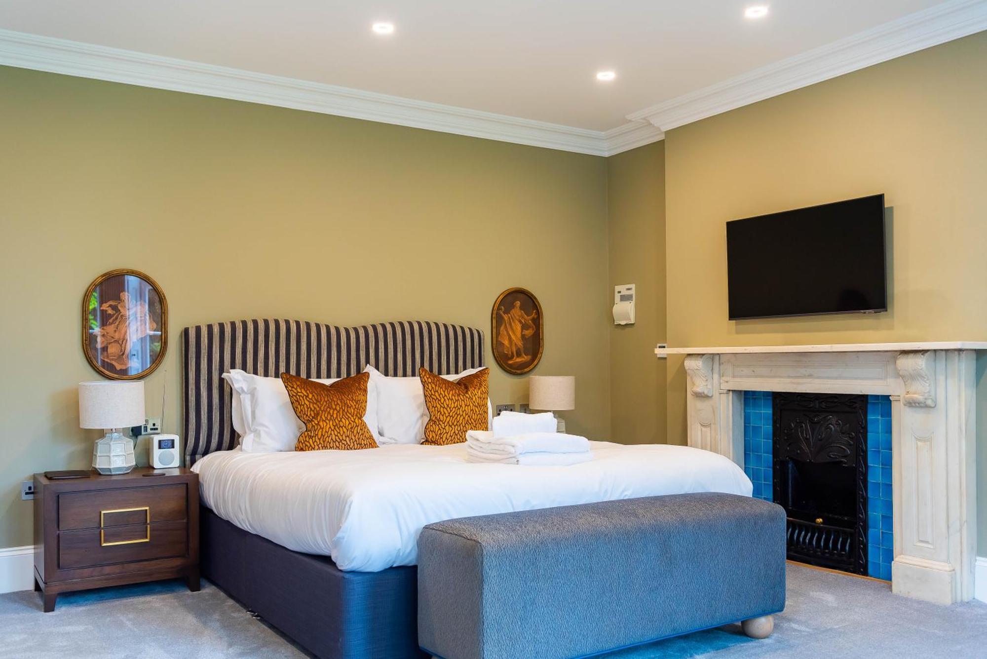 Old Abbey House Hotel Abingdon-on-Thames Екстериор снимка