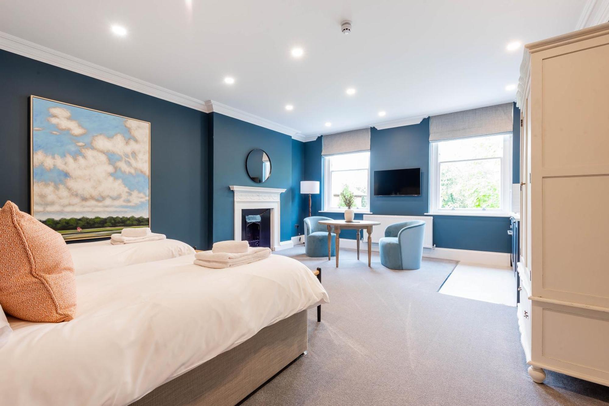 Old Abbey House Hotel Abingdon-on-Thames Екстериор снимка