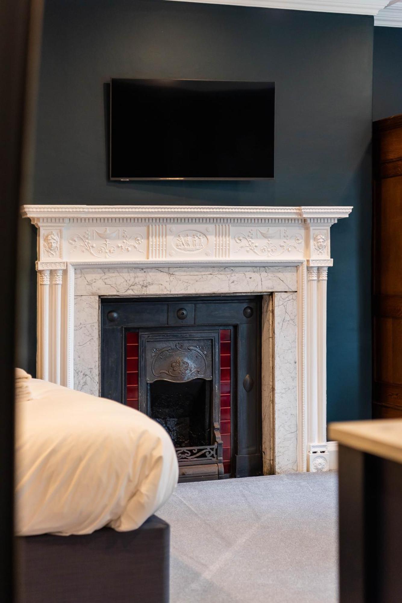 Old Abbey House Hotel Abingdon-on-Thames Екстериор снимка