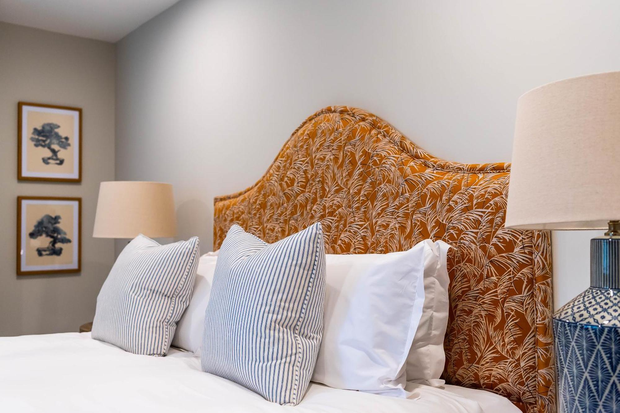 Old Abbey House Hotel Abingdon-on-Thames Екстериор снимка