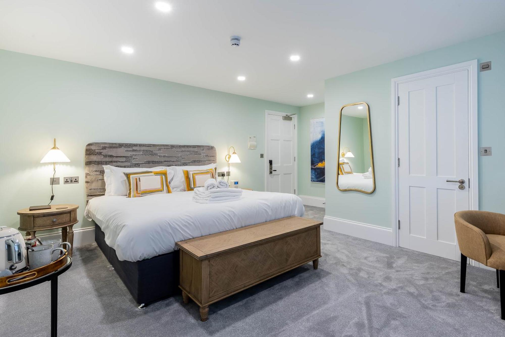 Old Abbey House Hotel Abingdon-on-Thames Екстериор снимка