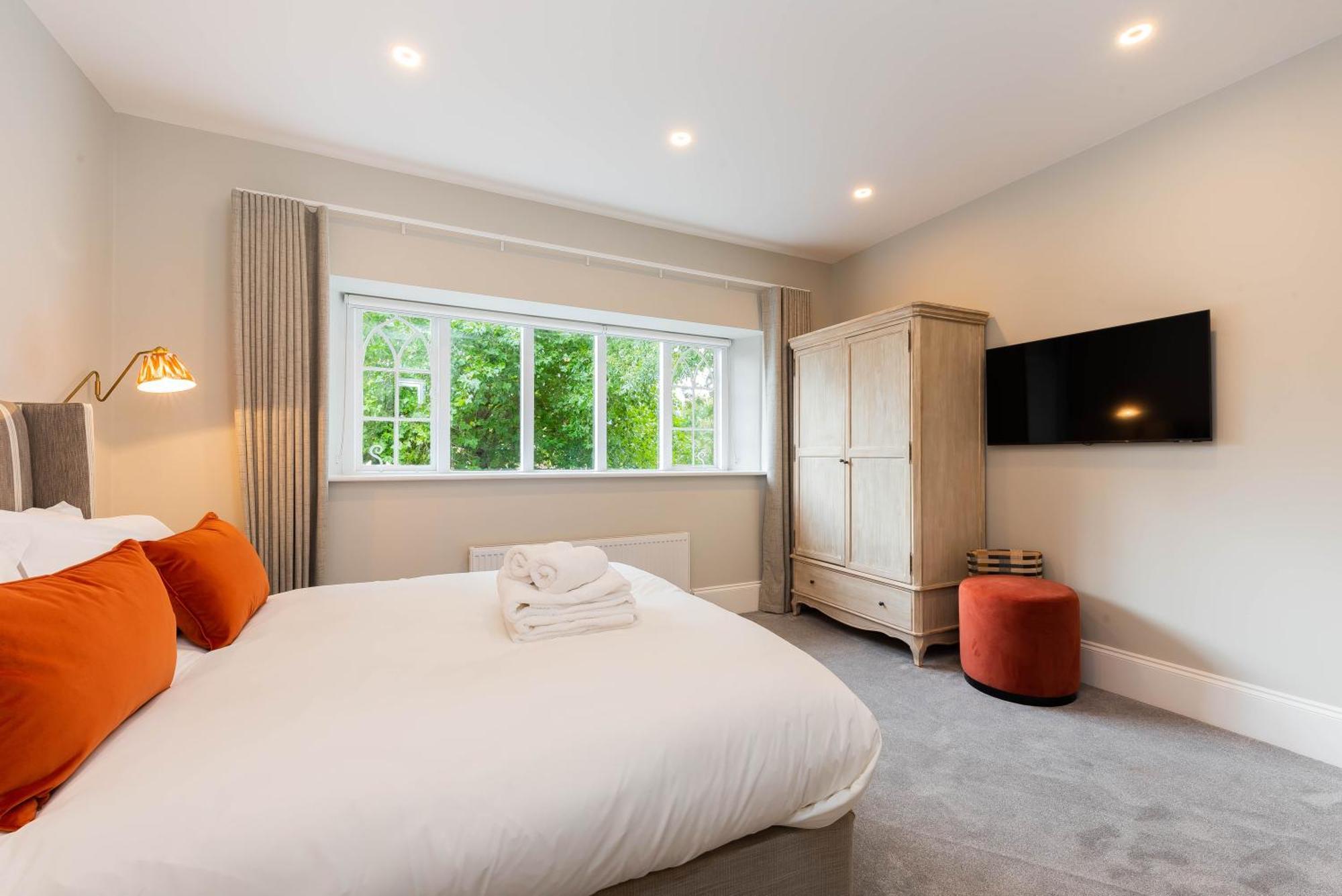 Old Abbey House Hotel Abingdon-on-Thames Екстериор снимка
